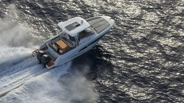 Cap Camarat 9.0 WA — Navalia Yachting