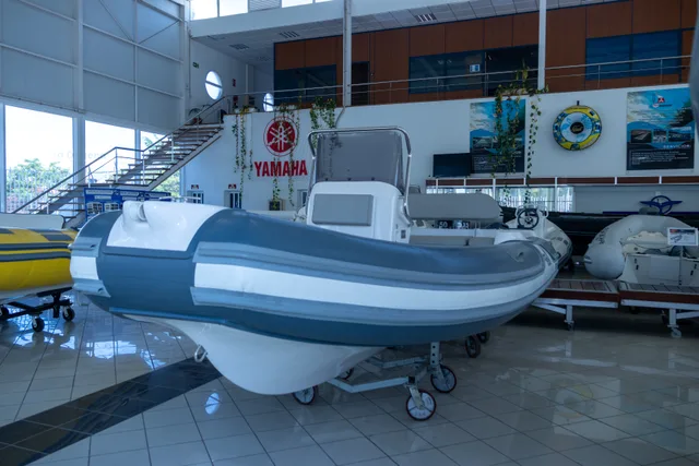 MV Marine 650 Comfort en Navalia Yachting, Canarias